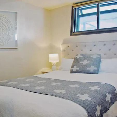 City Fringe Apartment With Sky Tower And City Views Auckland Extérieur photo